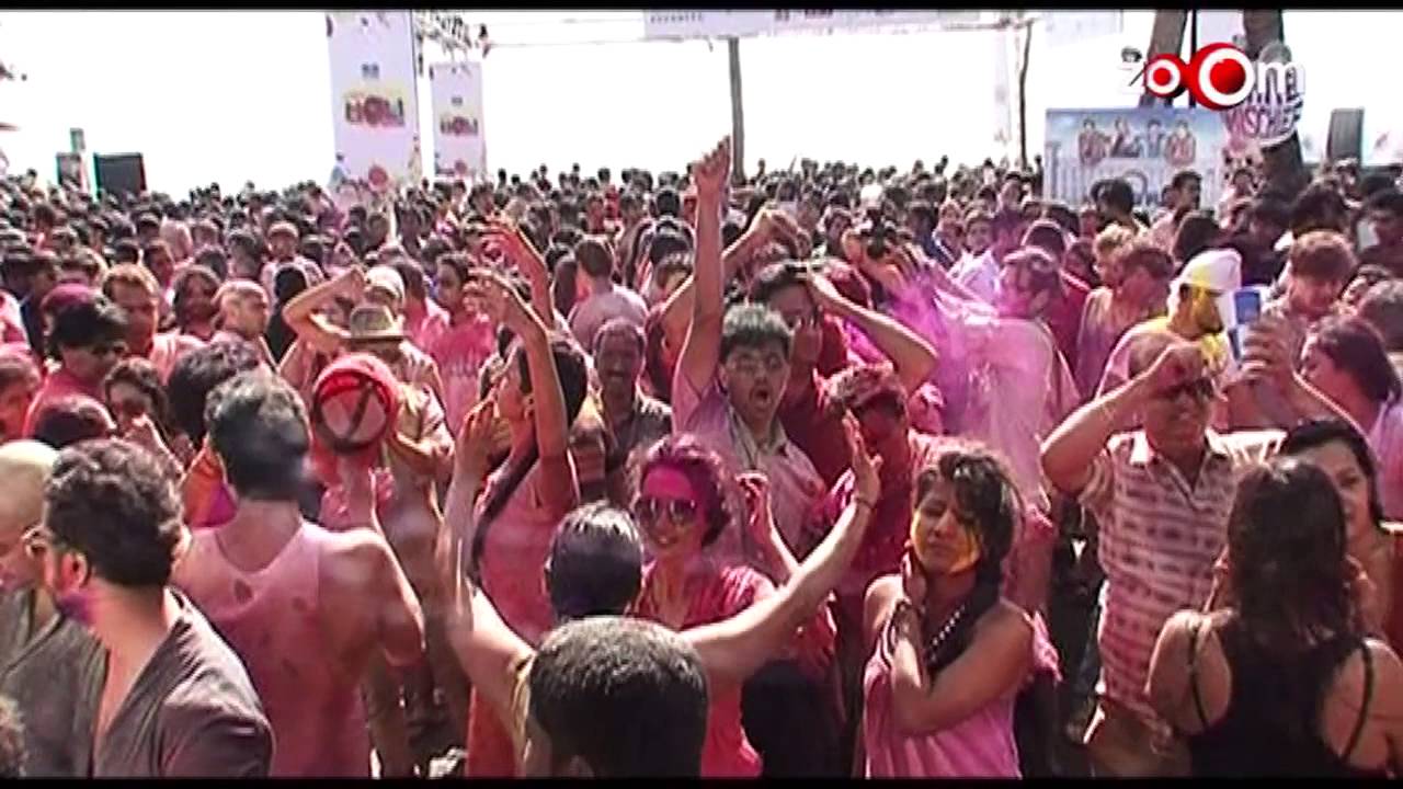 Celebrities going wild in zoOm Holi Party 