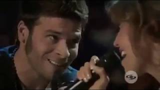 Thalia The Legend - Pedro Capo Estoy Enamorado