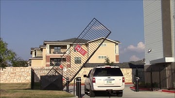 Ohioan style Pivot Gate