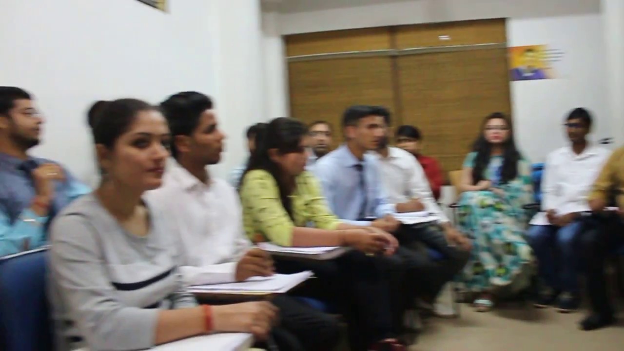 laxmi nagar spoken english classes