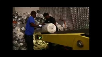 Use Caljan telescopic conveyor at multiple doors to unload containers quickly and easily