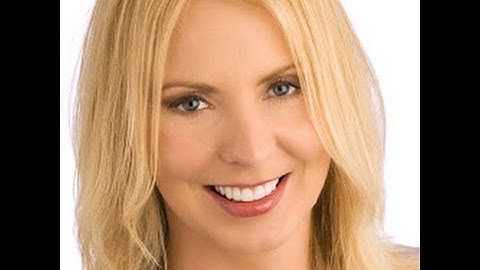 Using LinkedIn to Drive Business Results - Melonie Dodaro on Marketing Made Simple TV