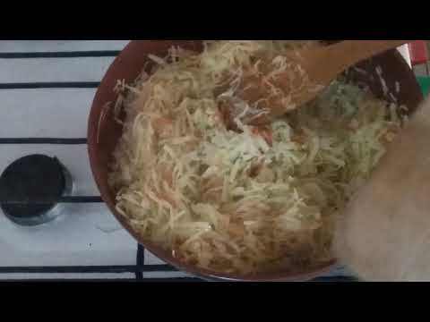Video: How To Stew Cabbage With Tomato Paste