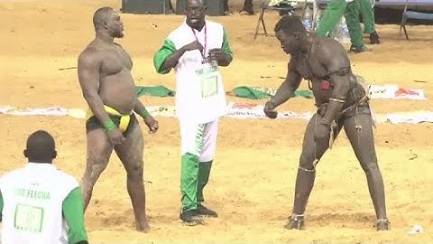 L’intégralité du combat Modou lo vs Siteu le combat royal