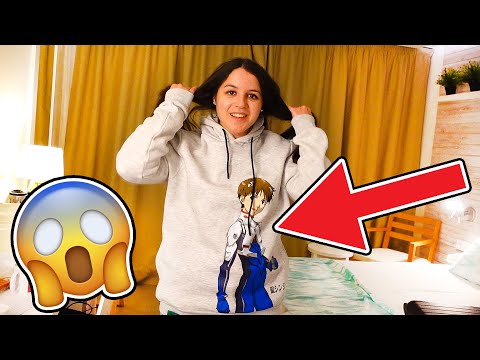 NATALIA IS AN OTAKU GIRL !!