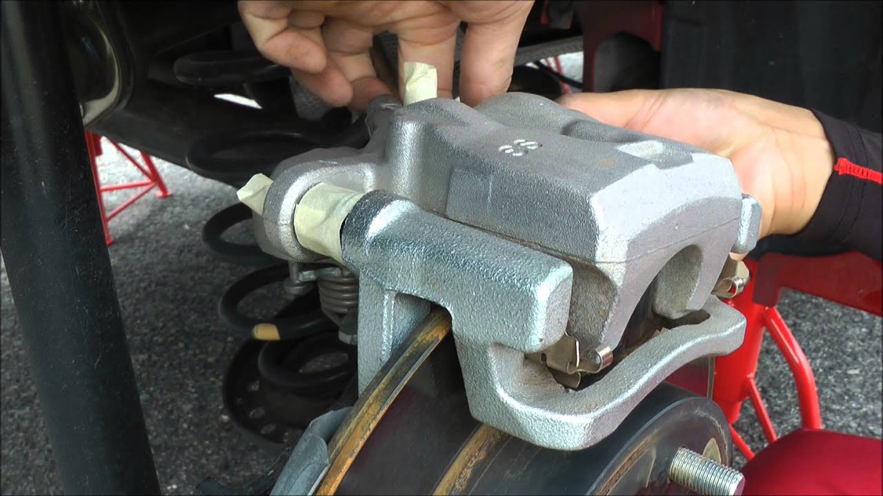 スイフトスポーツ（ZC32S）のキャリパー塗装の仕方 Way of caliper paint of swift sport