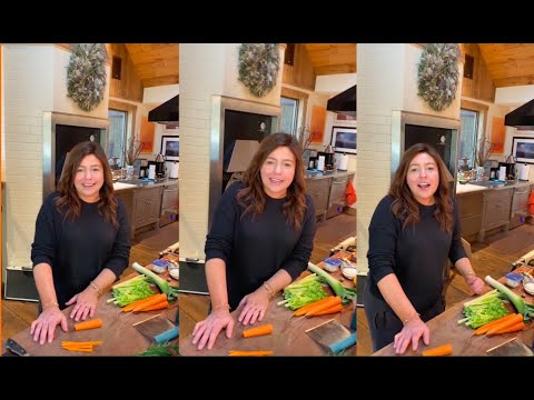 Rachael Ray Makes Chicken Pot Pie + Q&A