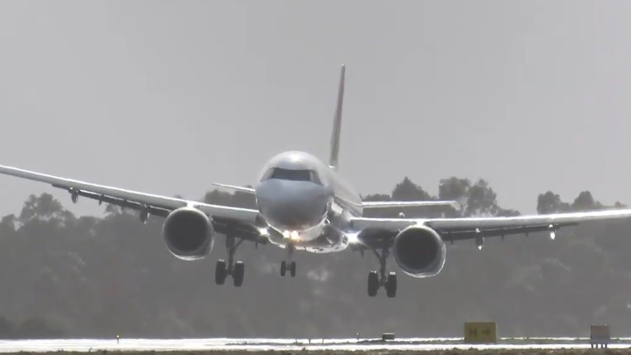 Aterrisagens de nível elevado Aeroporto Francisco Sá Carneiro Porto OPO 