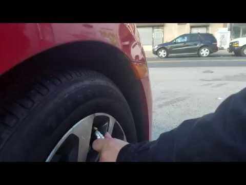 वीडियो: टायर का दबाव कम होने का क्या मतलब है?