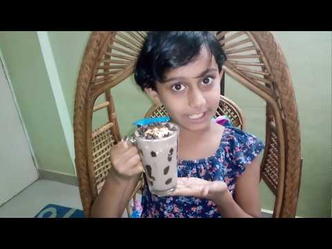 oreo-milkshake-very-quick-and-easy-recipe-for-kids