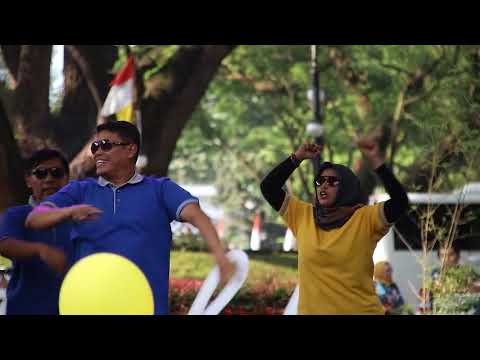 Kepala Satpol PP Kota Bandung bersama Jajaran dan Personel memeriahkan Lomba HJKB ke 213