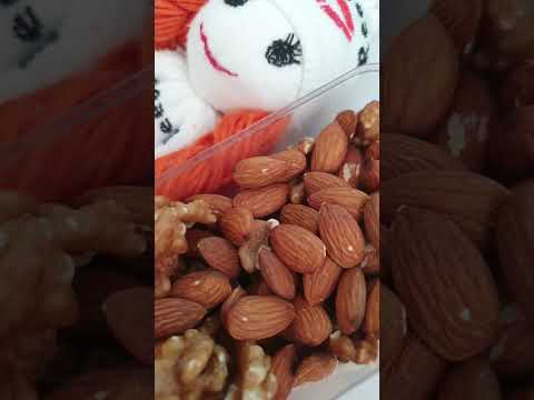 Почему миндаль горький и синильная кислота #shorts