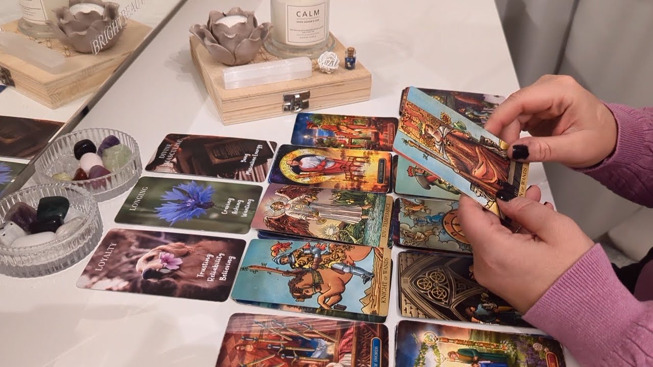 Någon har ögonen på dig👀🧐Känner en dragning som inte går att distrahera sig från..😅❤️‍🔥