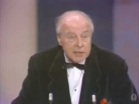 john houseman wins supporting actor 1974 oscars youtube john houseman wins supporting actor 1974 oscars youtube