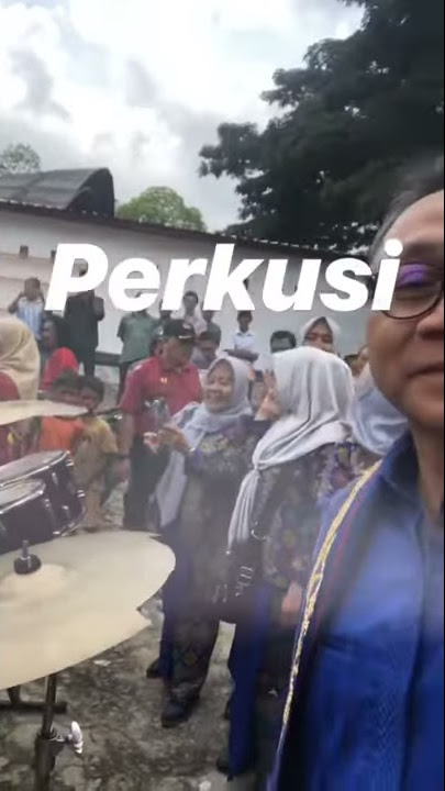 Di Pesawaran Lampung Zulkifli Hasan Disambut Kesenian Perkusi