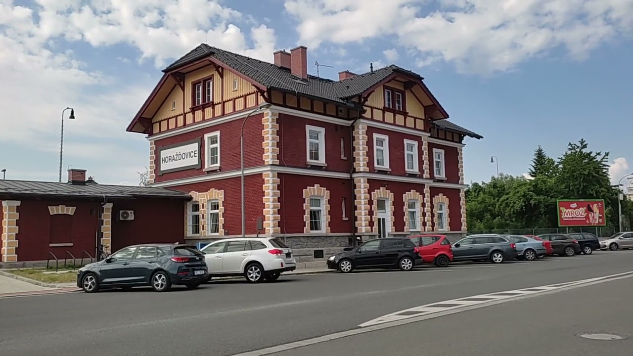 Horažďovice vlakové nádraží - žádný obchod nikde...