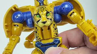 Transformers Netflix Cheetor Chefatron Review