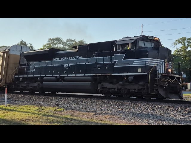 A Great Night At Lindale Ft. NS 1066, BNSF, NS 4141 - YouTube