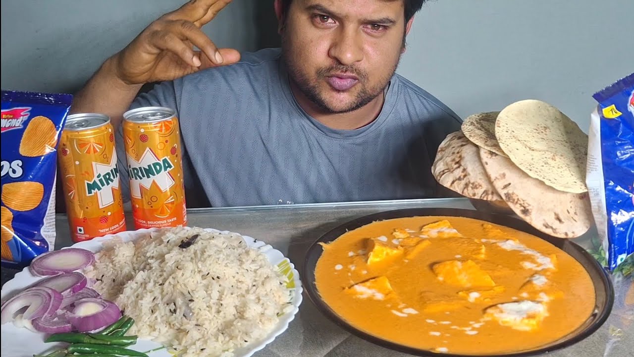 EATING SAAHI PANEER, JEERA RICE, PAPAD AND ROTI 😋 WITH MIRINDA 🥤
