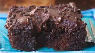 A moist and decadently rich chocolate poke cake – this makes such
great addition to any party! recipe:
https://chocolatecoveredkatie.co...