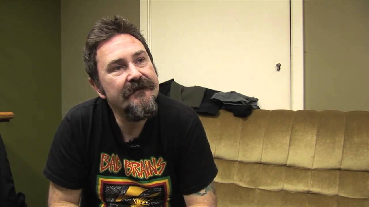Regardez Interview Therapy? - Andy Cairns (part 2) sur YouTube Regardez Interview Therapy? - Andy Cairns (part 2) sur YouTube