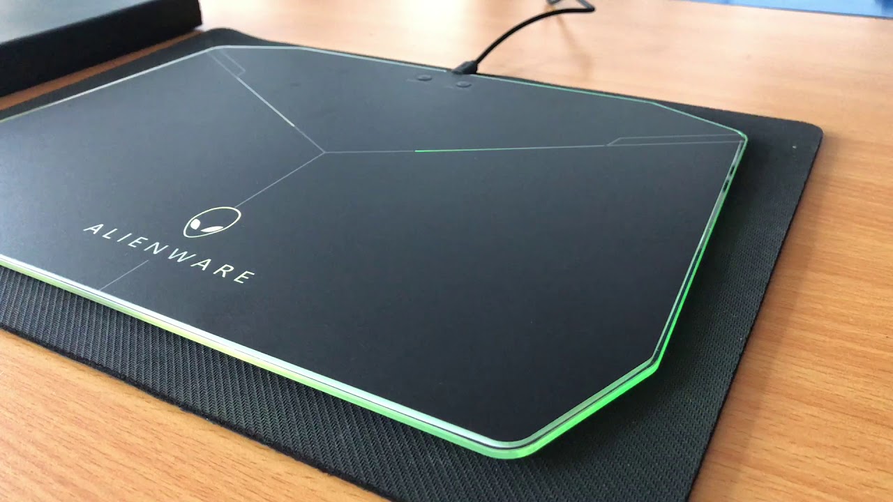 best laptop cooling pad for alienware 17