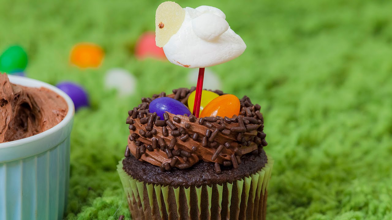 CUPCAKE NINHO DE OVOS
