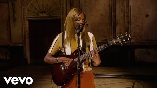 Cat Burns - go (Live Later with Jools Holland, 2022)