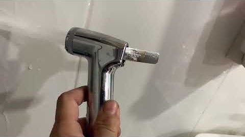 VÒI XỊT VỆ SINH CAESAR CHÍNH HÃNG CHROME NƯỚC MẠNH ,GIỮ NƯỚC ĐẦU VÒI KAG-BS304CW