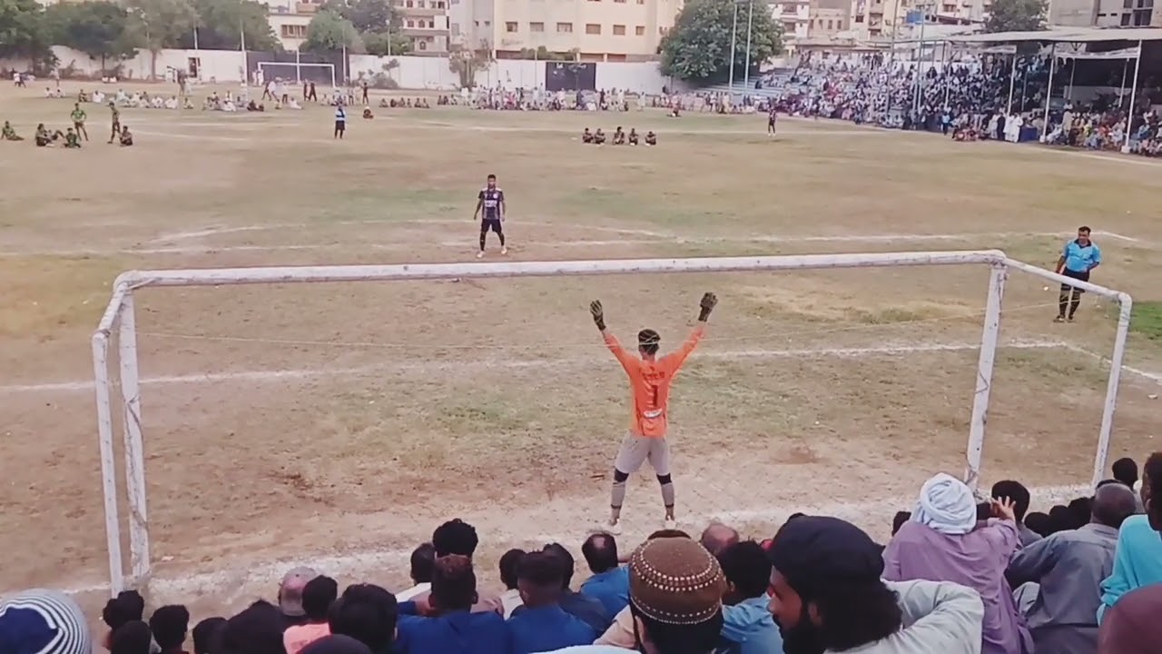 3mi final match haidri baloch v.s shahid memorial k.m.c football stadium....