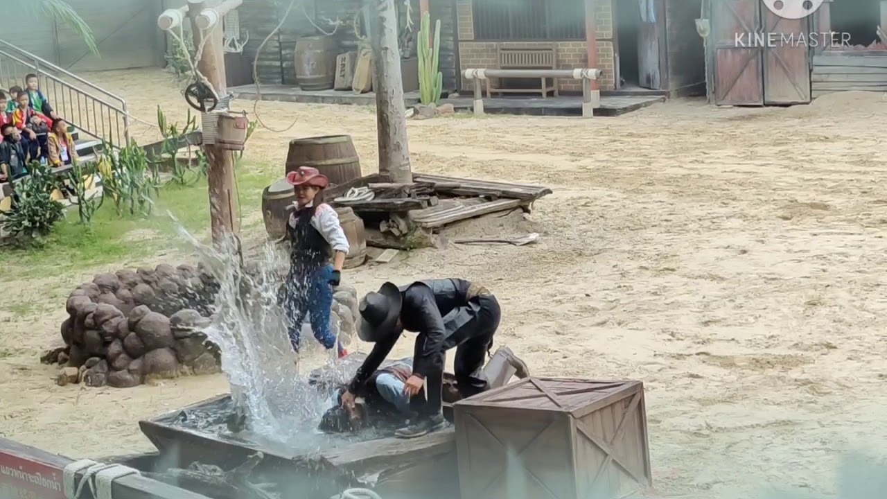 Stunt Show at Safari World