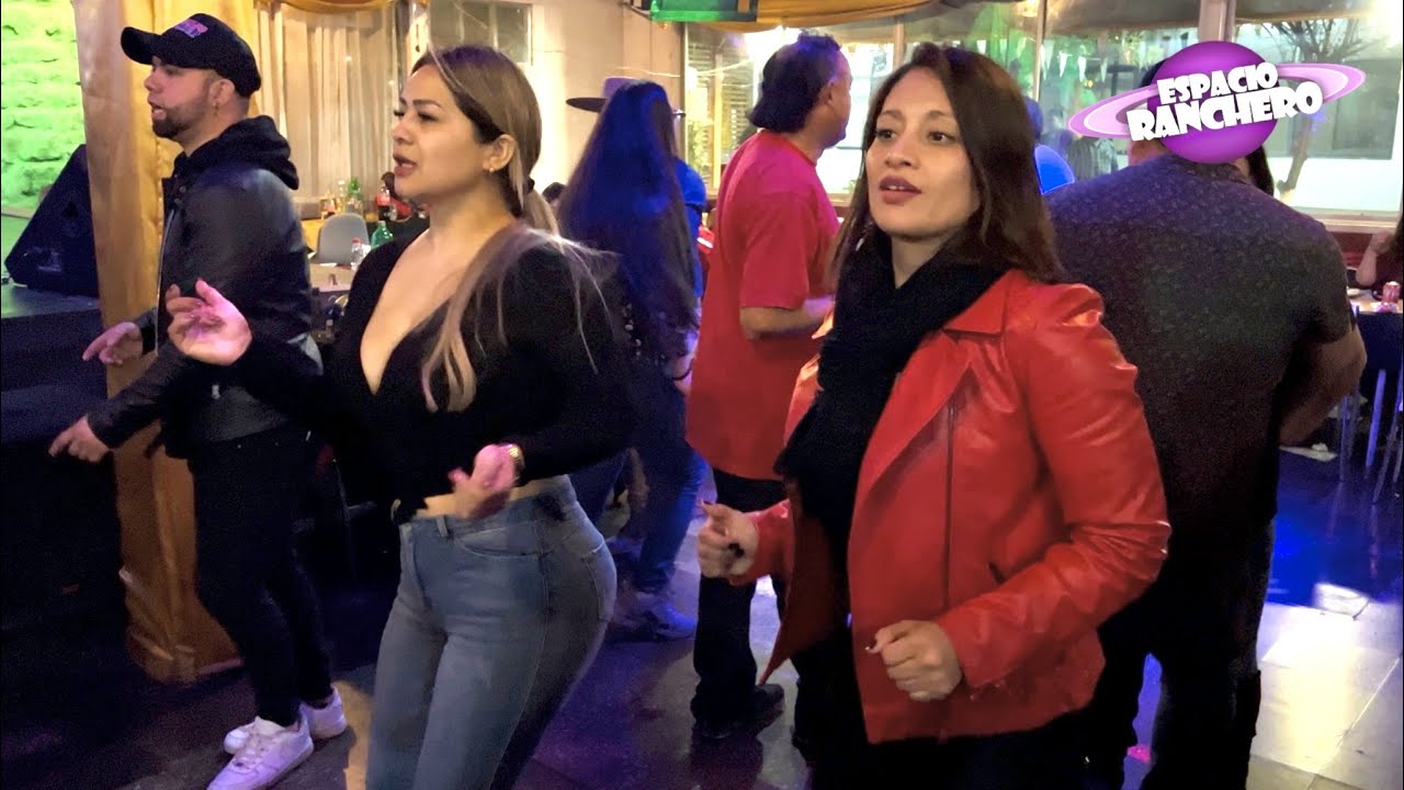 Mix Bailado por mis Amigas Rancheritas del Grupo El Azote - En vivo Cumbia Rancheras Picaitas