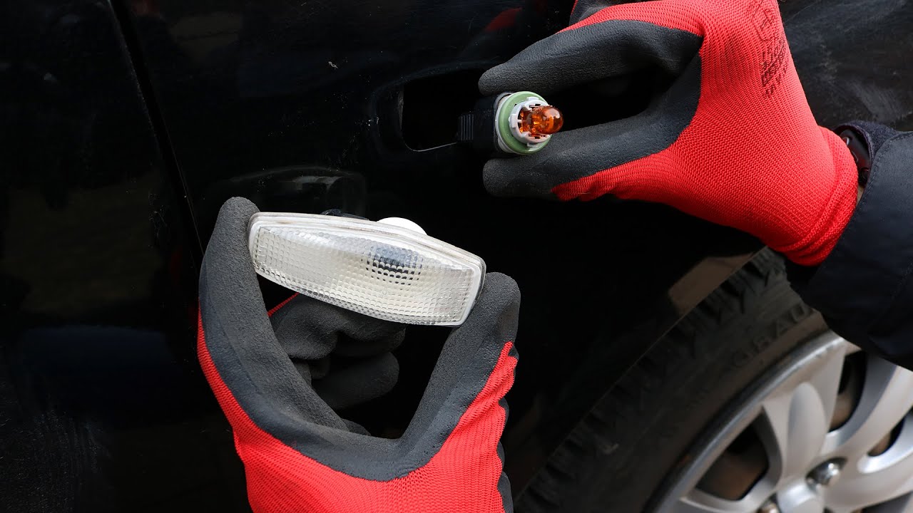 Hyundai Getz Right Side Repeater Light Bulb Replacement YouTube