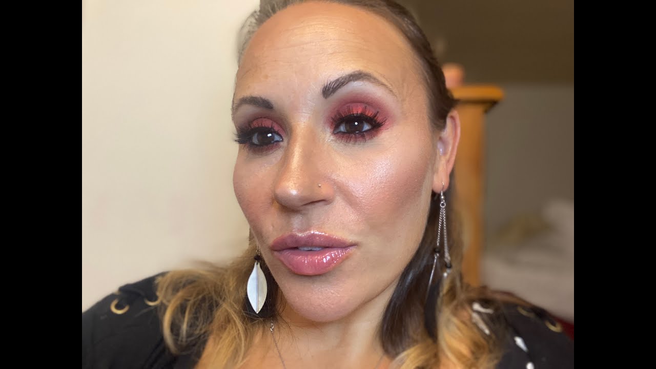 Date night sexy red shadow look using blood sugar by jeffree star