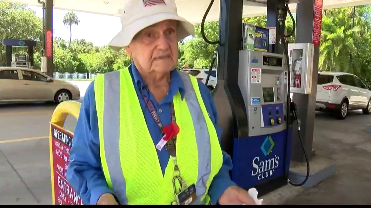 Elderly man still works as Sam's Club gas station attendant - YouTube