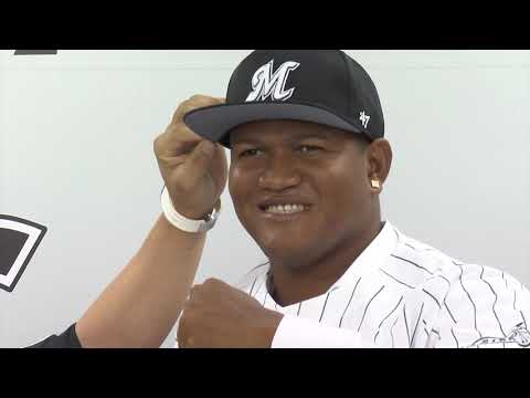 エンニー・ロメロ投手入団会見