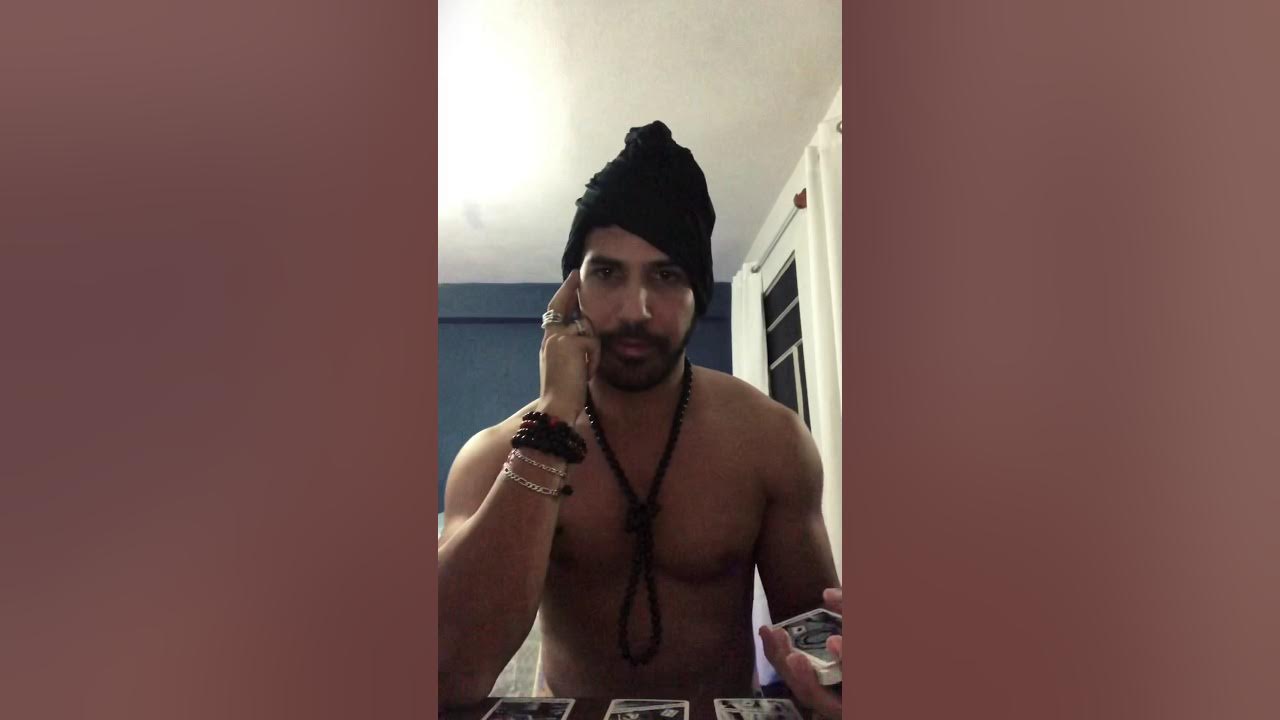 La Pitonisa Reynolds de Cuba. YouTube