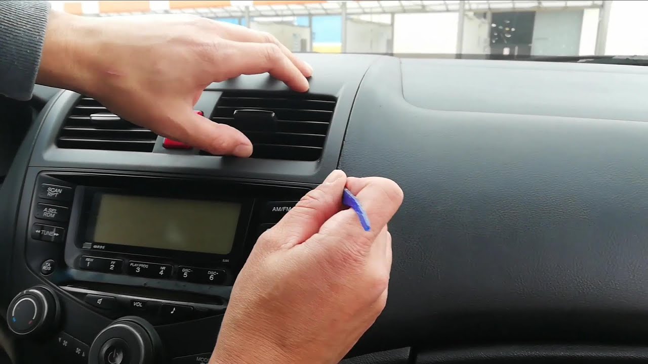 Honda Accord 2003-2007desmontar radio,posible pin code,adapter RCA