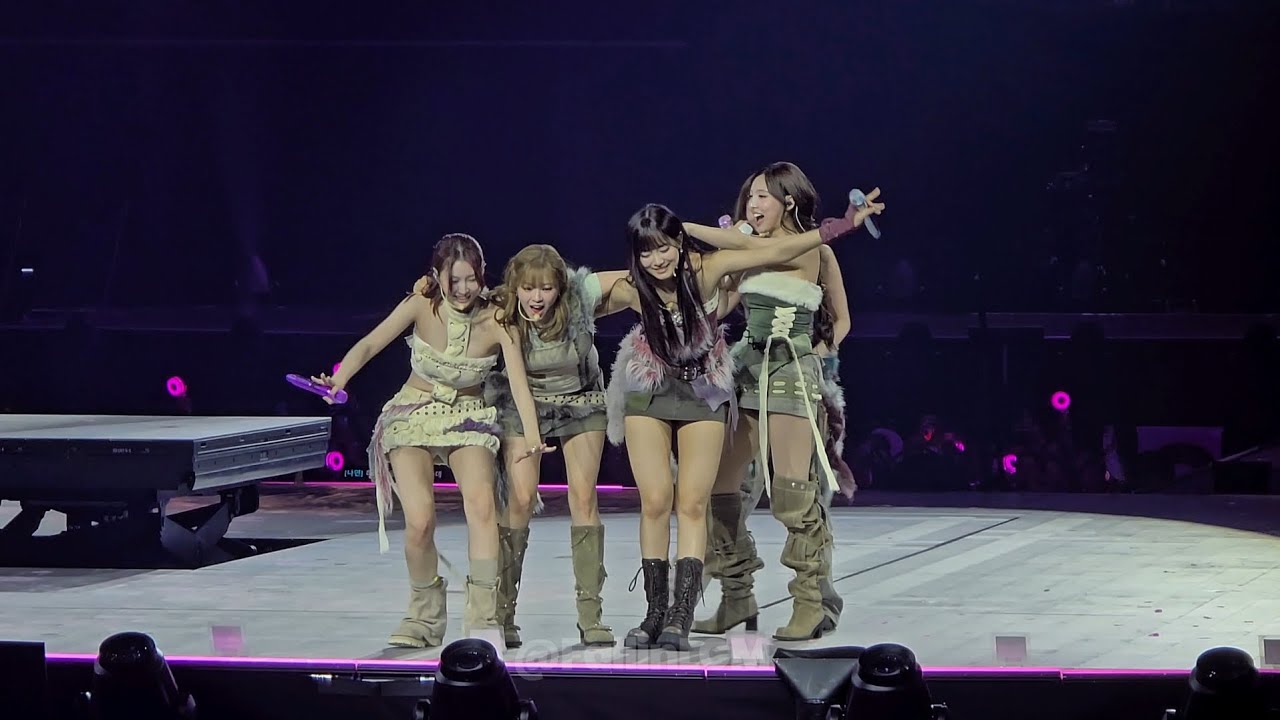 260124 TWICE 트와이스 - What Is Love? | THIS IS FOR 6th World Tour - LA Day 3 | 직캠 FANCAM