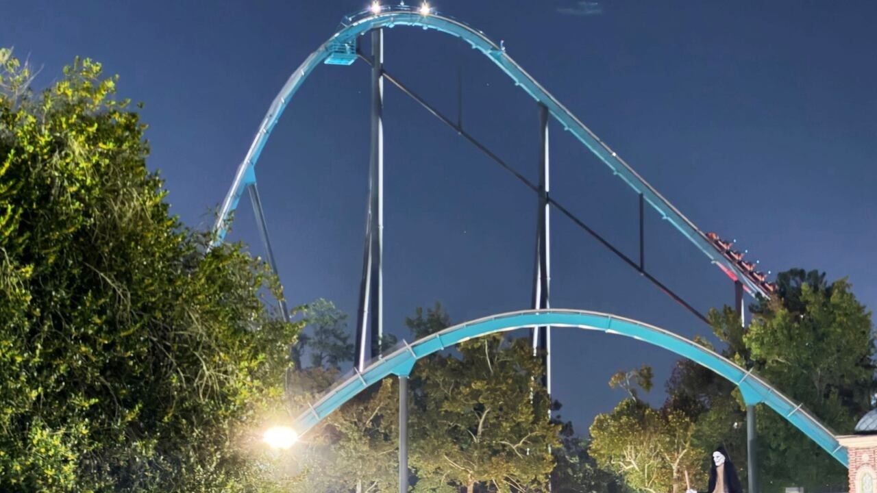 1 Dead after Falling Out of Rollercoaster at Six Flags Over Georgia