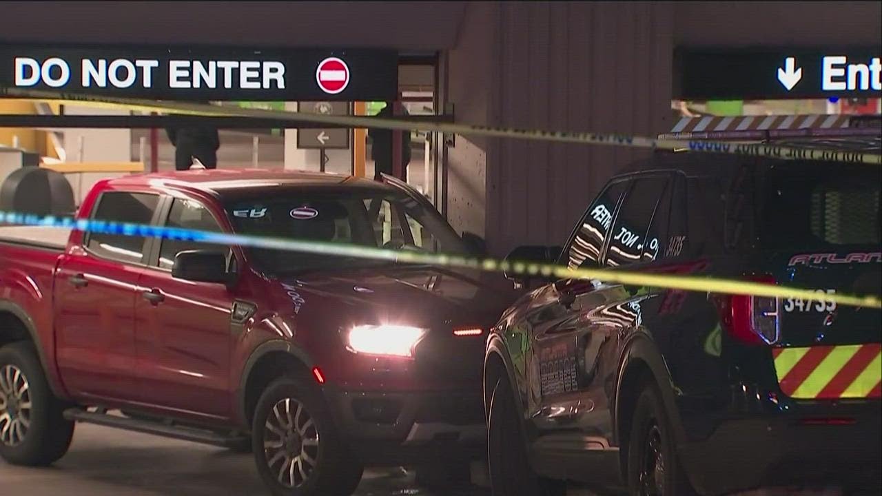 Man dies after being pinned by truck in Atlanta parking garage - YouTube
