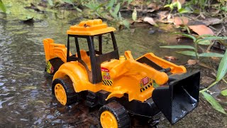 Cleaning JCB | Muddy JCB | Clenaing toy in Water