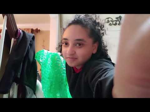 Unboxing My First Classical Guitar!