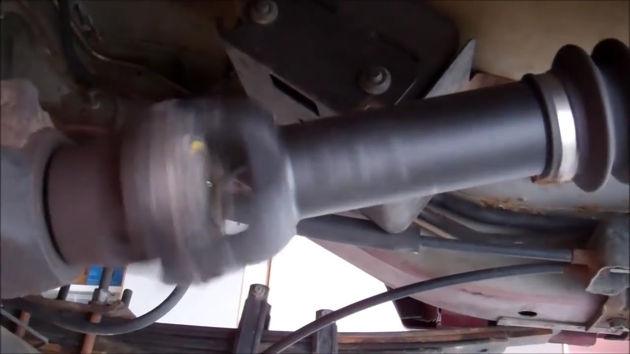 Jeep Cherokee (XJ) Driveshaft Vibration YouTube