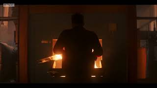 Reconnaissance Dalek mutant attacks Leo! - Doctor Who - Revolution of the Daleks (12x11)