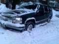 Dads Yukon Getting out of the Snow (Feb 2 2011)