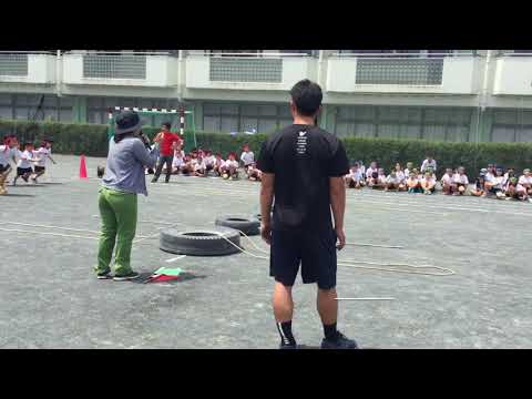 和光鶴川小学校　運動会タイヤ引き練習