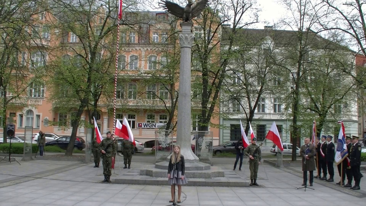 video to gif OLSZTYN24: Narodowy Dzień Zwycięstwa 2017 w Olsztynie