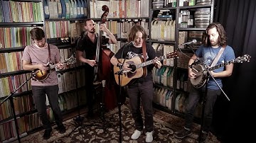 Billy Strings - While I