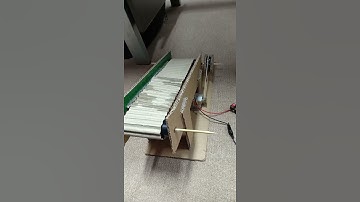 Prototipe Konveyor Maju Mundur dengan Kontrol Raspberry Pi 3 B+